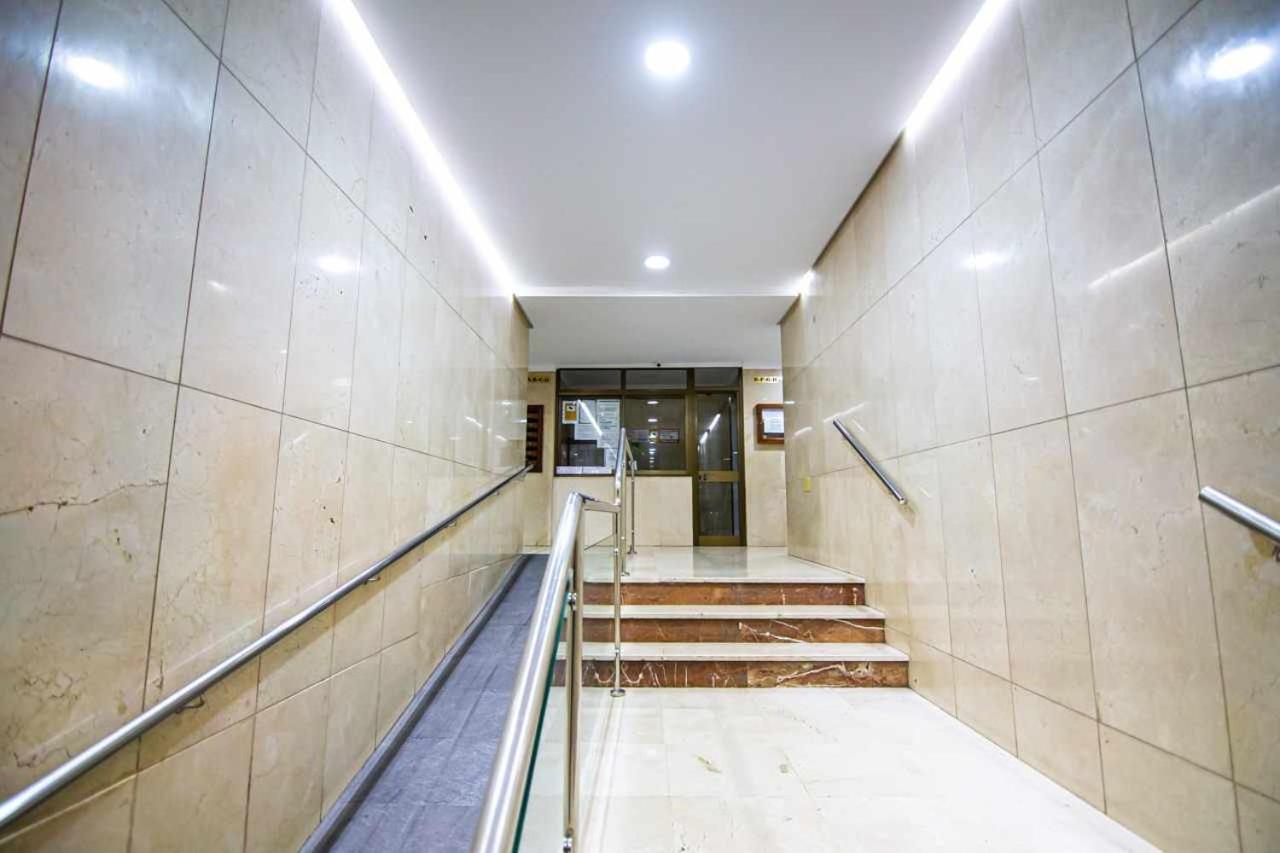 Apartamento Heroes De Sostoa Málaga Dış mekan fotoğraf
